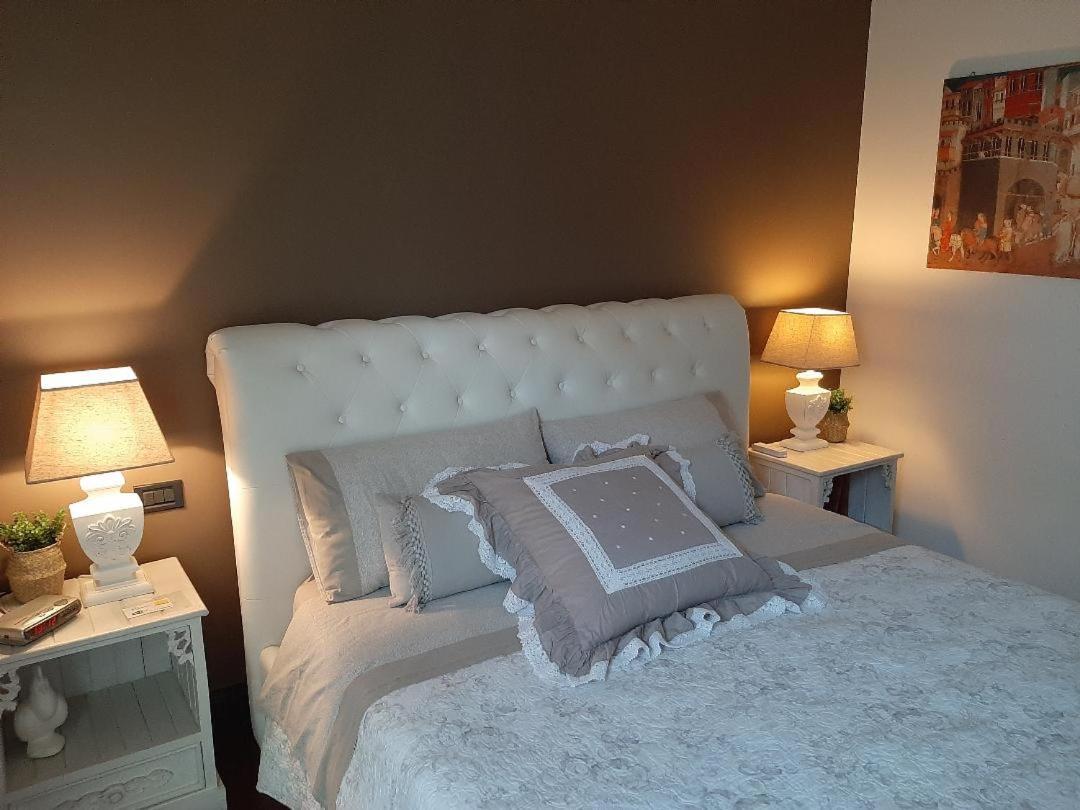 B&B Le Lanterne Casal Palocco Εξωτερικό φωτογραφία