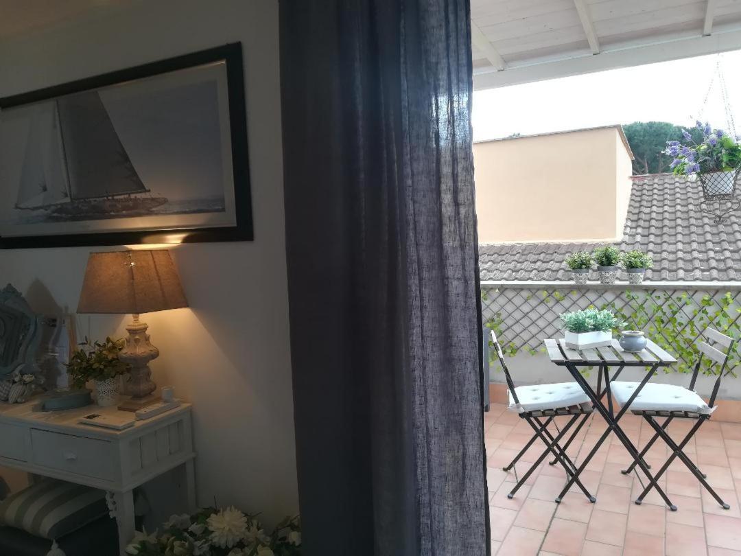 B&B Le Lanterne Casal Palocco Εξωτερικό φωτογραφία